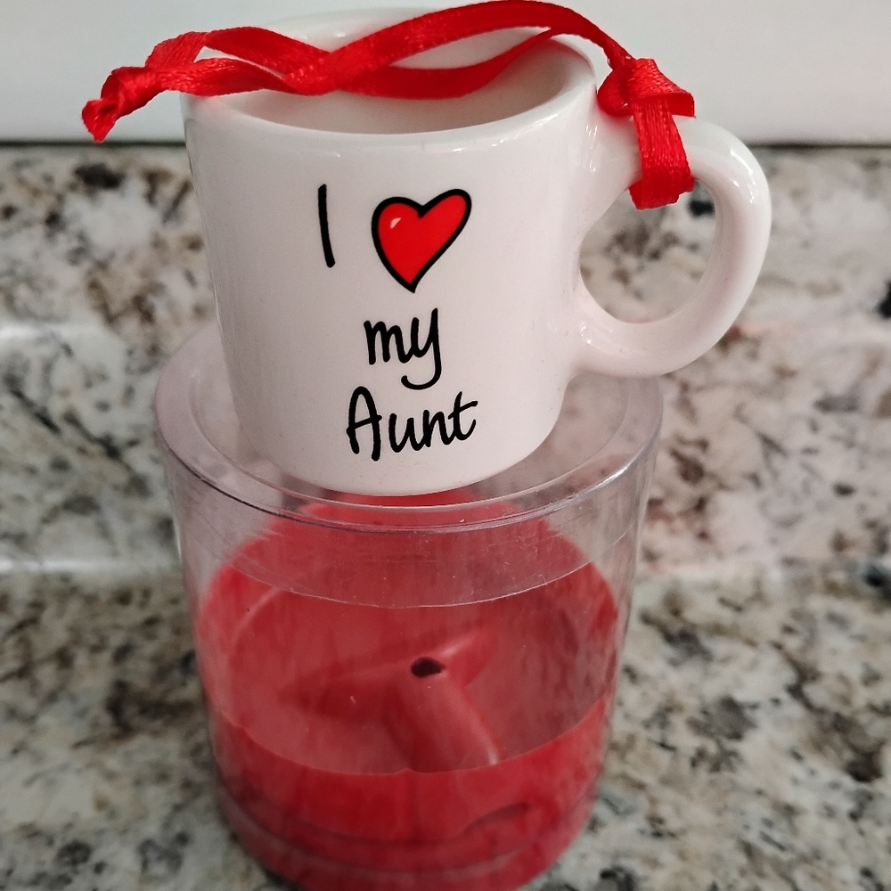 Russ I ❤️ My Aunt Ceramic Mug Ornament